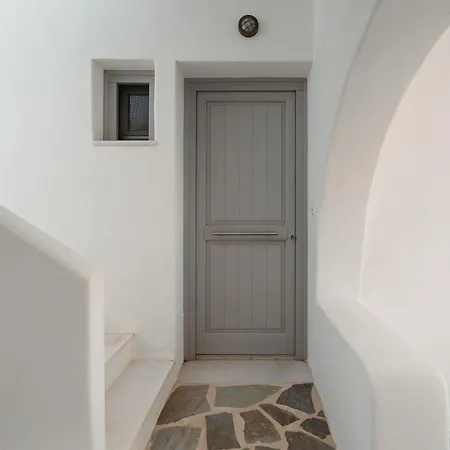 Azur Agia Anna (Naxos)